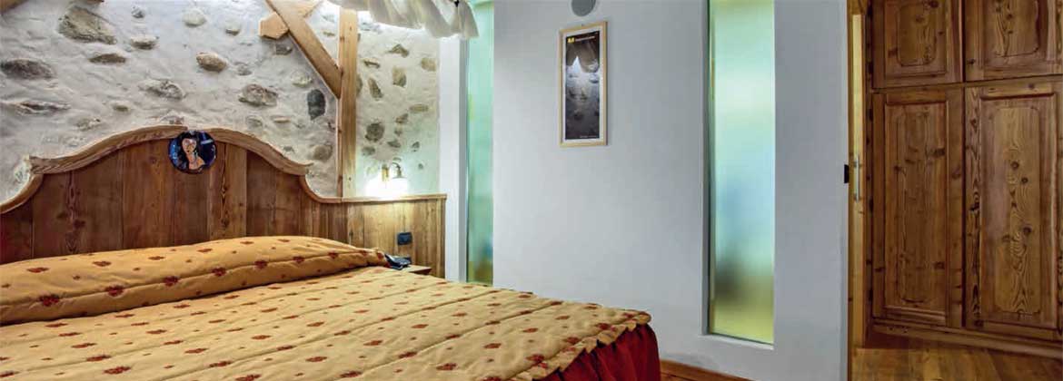 La Corte dei Toldi | Osteria Residenza Hotel Suite Amedeo Modigliani